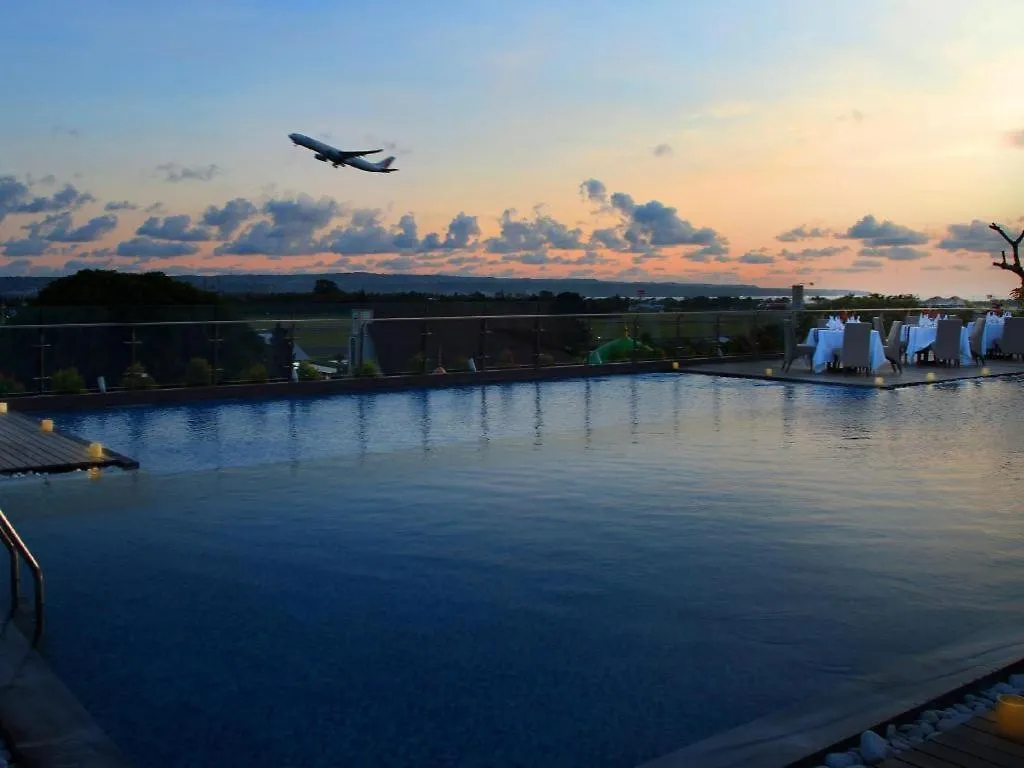 Grand Sovereign Kuta  4*, Kuta (Bali)